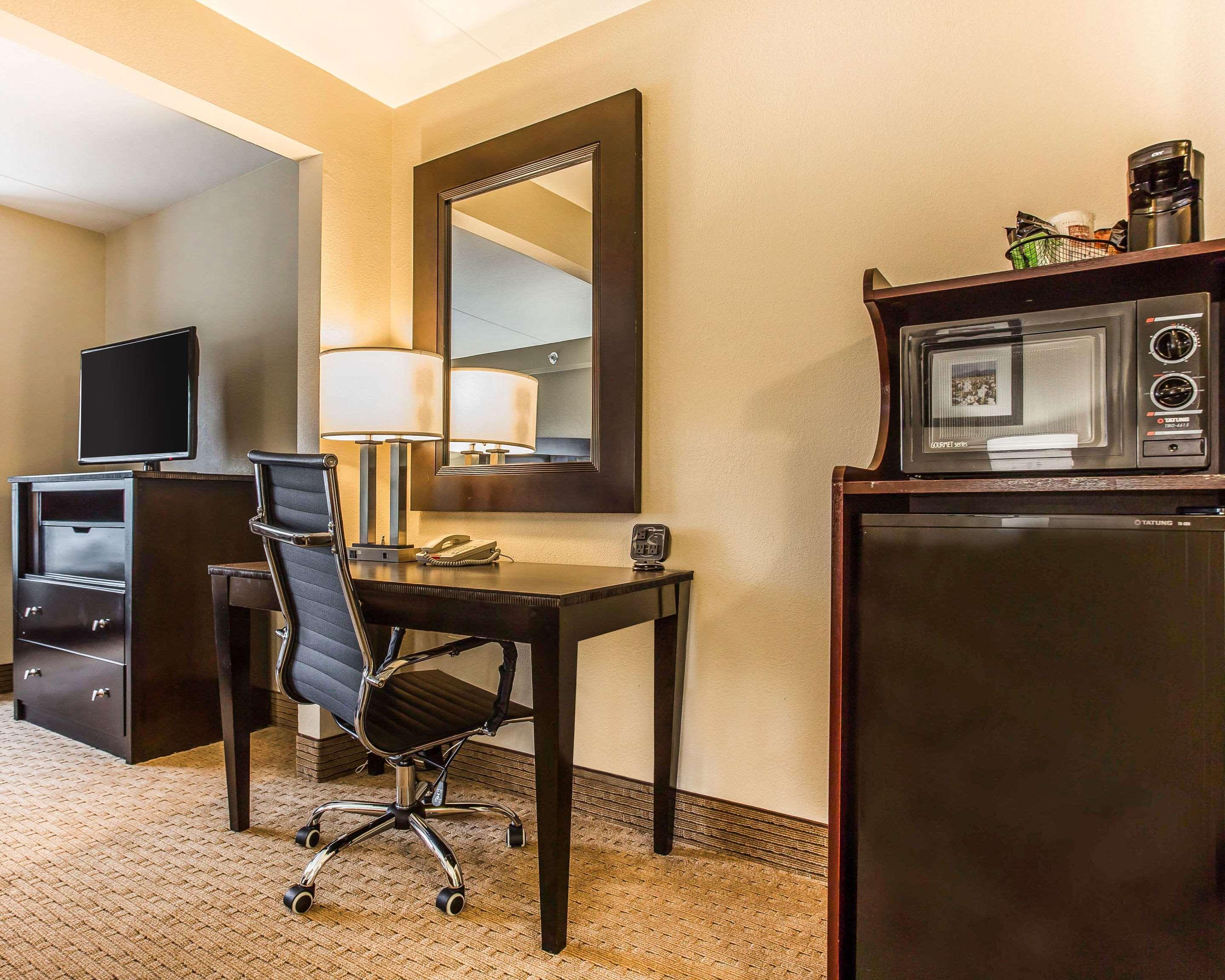 Comfort Morrow- Atlanta South 3*