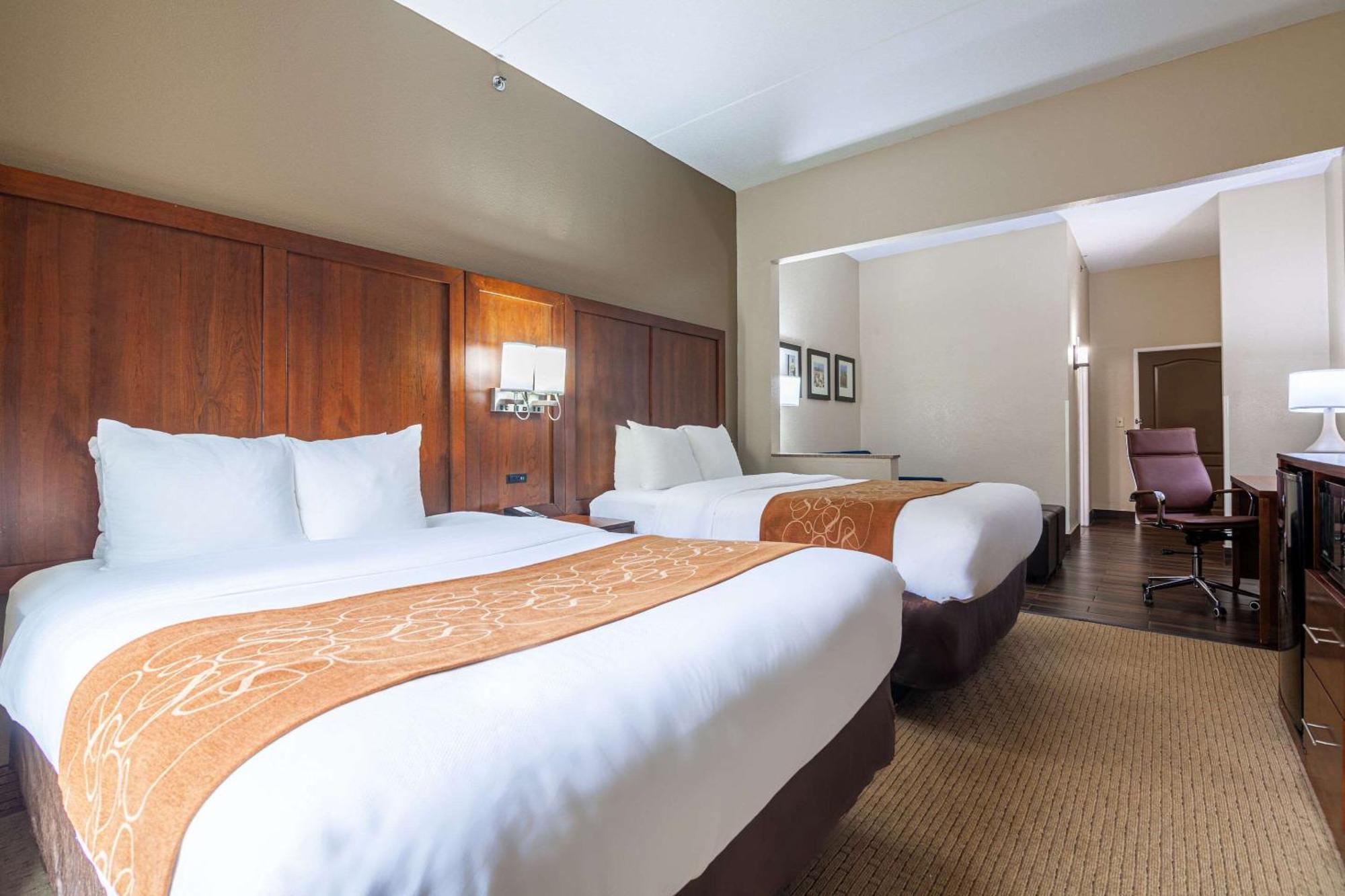 Comfort Morrow- Atlanta South 3*